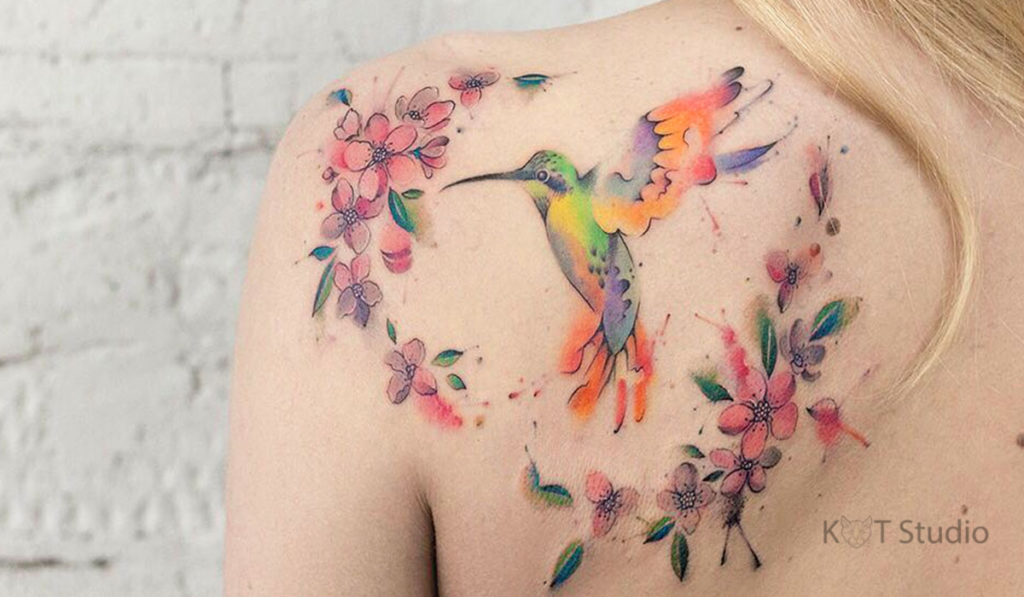татуировка с птицей