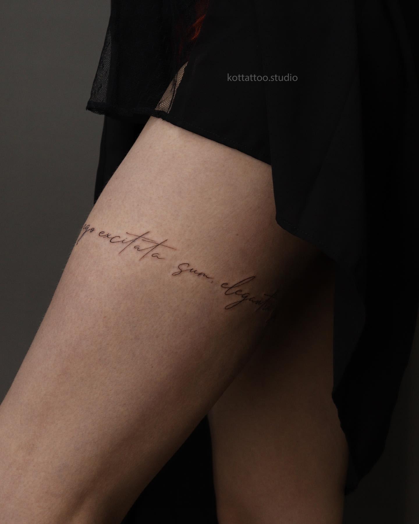 Тату надпись на ноге - мастер Саша, портфолио КOT Tattoo Studio